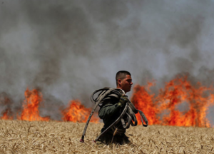 Lee más sobre el artículo DESPUÉS DEL TRASLADO DE LA EMBAJADA DE EE.UU A JERUSALÉN DESATA ASESINATOS Y GUERRA