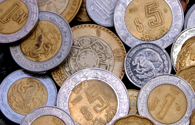 Lee más sobre el artículo CAÍDA DEL PESO CONTRA EL DOLAR