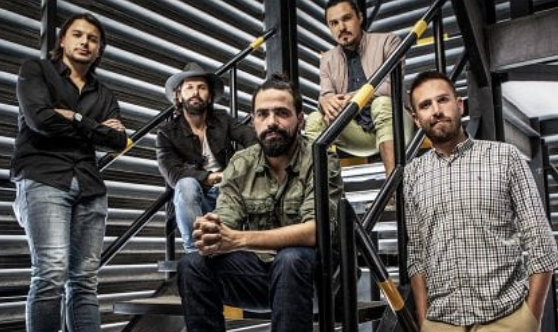 Lee más sobre el artículo LOS CREATIVOS DETRÁS DE LA CAMPAÑA DE AMLO