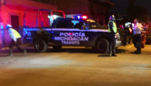 Lee más sobre el artículo DURANTE UN VELORIO EN URUAPAN MICHOACÁN, ASESINAN A 7 PERSONAS