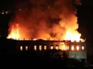 Lee más sobre el artículo MUSEO NACIONAL DE BRASIL SE INCENDIA
