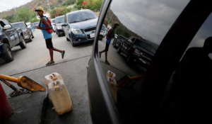 Lee más sobre el artículo EJERCITO TOMA EL CONTROL DE GASOLINERAS EN VENEZUELA