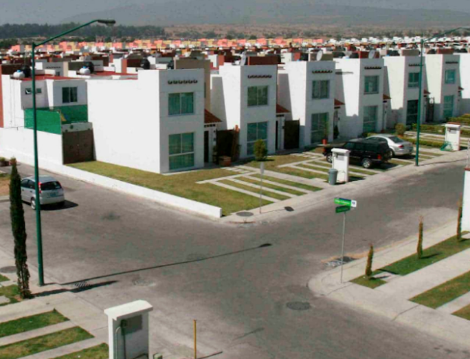 Lee más sobre el artículo PRESIDENTE AUNCIA ENTREGA DE CASAS “ A FONDO PERDIDO”