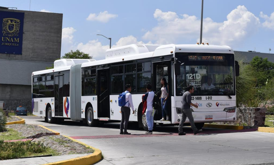 Lee más sobre el artículo IQT Y MÓVILQRO BÚS PONEN EN OPERACIÓN NUEVA RUTA