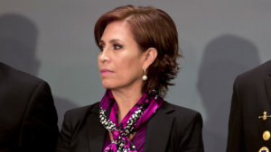 Lee más sobre el artículo SE RATIFICA PRISIÓN PREVENTIVA PARA ROSARIO ROBLES