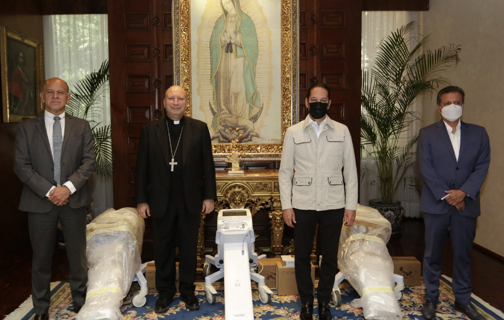Lee más sobre el artículo RECIBE GOBERNADOR VENTILADORES POR PARTE DE LA NUNCIATURA APOSTÓLICA DE MÉXICO