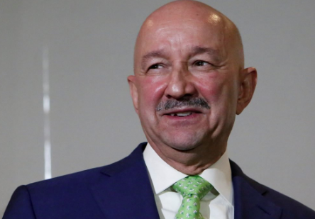 Lee más sobre el artículo EL EXPRESIDENTE CARLOS SALINAS DE GORTARIA PODRÍA CONVERTIRSE EN EL PRIMER EXPRESIDENTE EN SER LLAMADO A DECLARAR ANTE EL MINISTERIO PÚBLICO.