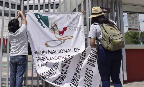 Lee más sobre el artículo ISSTE, DESPIDOS INJUSTIFICADOS, TRABAJADORES HACEN DENUNCIA