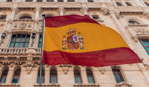 Lee más sobre el artículo MÁS DE 800 MIL CONTAGIOS DE COVID-19 EN ESPAÑA