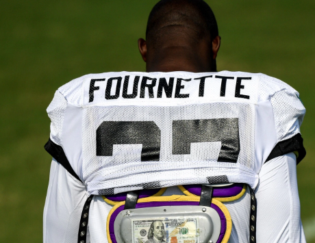 Lee más sobre el artículo RB LEONARD FOURNETTE ES DESACTIVADO PARA EL JUEGO ANTES DE PACKERS