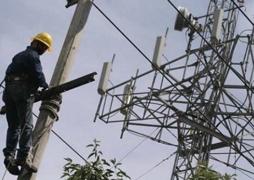 Lee más sobre el artículo POR FALLA ELÉCTRICA AL NORTE DE LA CDMX SON AFECTADA 5 MILLONES DE PERSONA