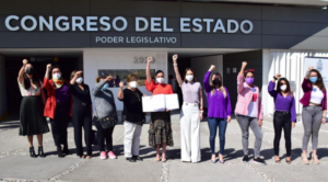 Lee más sobre el artículo CON 11 INICIATIVAS EN LA CONGELADORA, CONGRESO TIENE UNA DEUDA CON LAS QUERETANAS, URGE UN CAMBIO: ABIGAIL ARREDONDO.