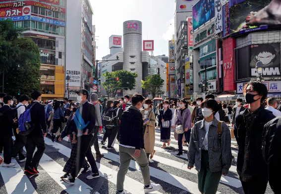 Lee más sobre el artículo POR COVID19 JAPÓN AMPLÍA SUS ZONAS DE EMERGENCIA Y LAS PROLOGAN AL 31 DE MAYO
