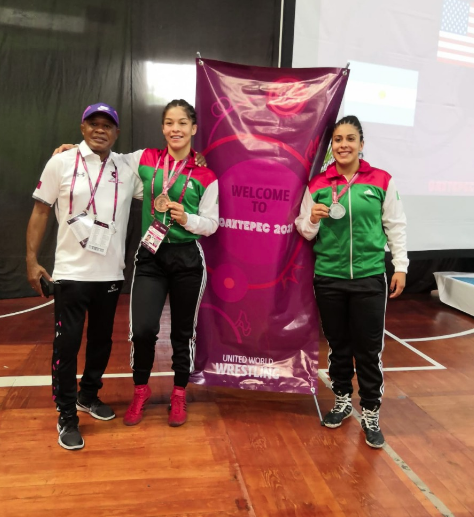 Lee más sobre el artículo LUCHADORES QUERETANOS GANAN MEDALLAS Y BOLETOS PARA COLOMBIA