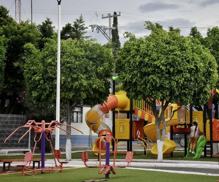 Lee más sobre el artículo ENTREGA MUNICIPIO PLAZA PRINCIPAL EN LA NEGRETA