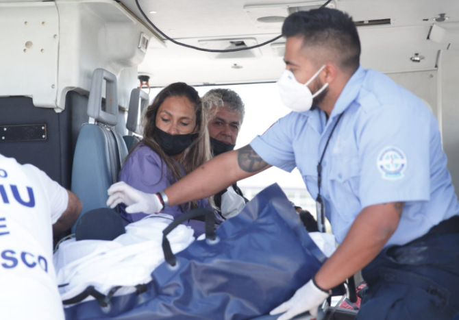 Lee más sobre el artículo EVOLUCIONA FAVORABLEMENTE EL LESIONADO QUE PERMANECE HOSPITALIZADO TRAS RIÑA DEL PARTIDO GALLOS VS ATLAS.