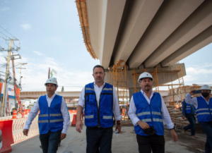 Lee más sobre el artículo SUPERVISA MAURICIO KURI AVANCE DE OBRAS EN CORREGIDORA