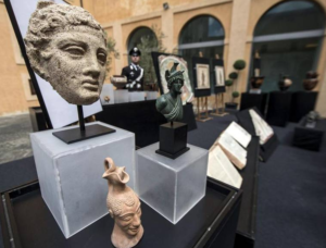 Lee más sobre el artículo ESTADOS UNIDOS DEVUELVE A ITALIA OBRAS DE ARTE VALORADAS EN 14 MILLONES DE DÓLARES.