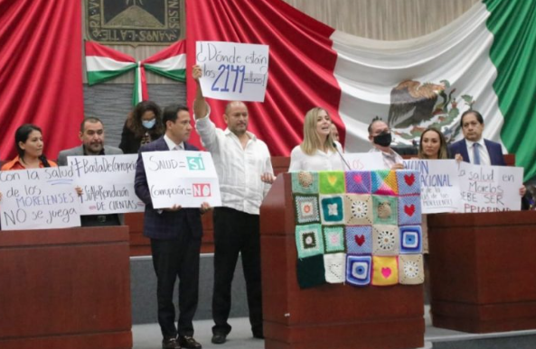 Lee más sobre el artículo QUE EL GOBIERNO DE MORELOS ACLARE DONDE ESTÁN 2 MIL MDP ETIQUETADOS PARA SALUD.