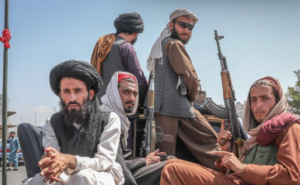 Lee más sobre el artículo LOS TALIBANES PIDEN A LOS QUE HUYERON QUE REGRESEN A AFGANISTÁN.