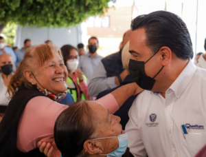 Lee más sobre el artículo ASISTE LUIS NAVA A LA ENTREGA DE MEJORAMIENTO DE CALLES EN LOMAS DE CASA BLANCA