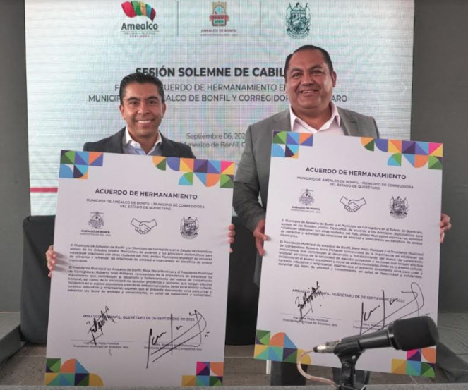 Lee más sobre el artículo FIRMAN CORREGIDORA Y AMEALCO ACUERDO DE HERMANAMIENTO