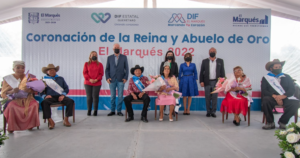 Lee más sobre el artículo EL MARQUÉS CORONA A LA REINA Y EL ABUELO DE ORO DEL SMDIF