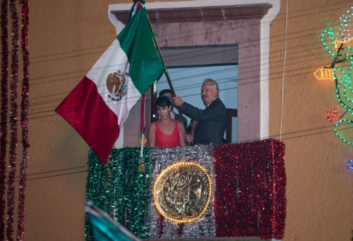 Lee más sobre el artículo EN EL MARQUÉS, ENRIQUE VEGA ENCABEZÓ 212 ANIVERSARIO DE LA INDEPENDENCIA DE MÉXICO