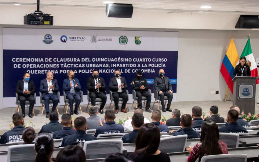 Lee más sobre el artículo POLICÍA NACIONAL DE COLOMBIA CAPACITA A 78 ELEMENTOS QUERETANOS