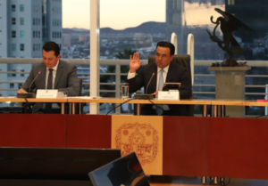 Lee más sobre el artículo APRUEBA AYUNTAMIENTO DE QUERÉTARO REFORMAS AL REGLAMENTO DE ESTACIONAMIENTOS Y VALLET PARKING