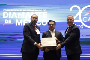 Lee más sobre el artículo INAUGURA LUIS NAVA EL FORO REGIONAL DE DESARROLLO DEL DIAMANTE DE MÉXICO DE LA CANADEVI