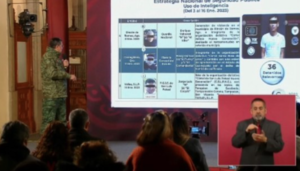 Lee más sobre el artículo LUIS CRESCENCIO SANDOVAL EXPLICA DETENCIONES DE INTEGRANTES DE CARTELES. UNA FUE EN CORREGIDORA