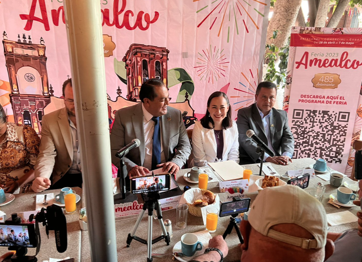 Lee más sobre el artículo GLORIA TREVI EN LA FERIA DE AMEALCO 2023