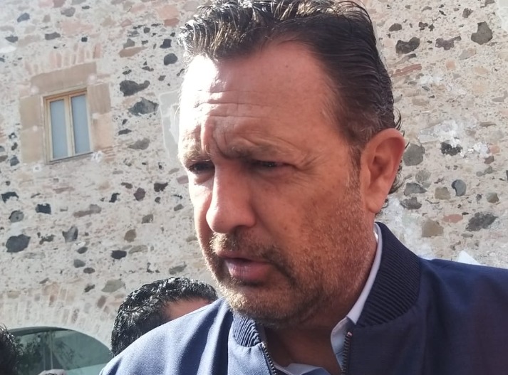 Lee más sobre el artículo GOBIERNO NO APOYARÁ A GALLOS BLANCOS PARA PAGAR LA MULTA DE 80 MDP