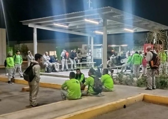 Lee más sobre el artículo PROTESTAN RECOLECTORES DE BASURA POR PAGO DE UTILIDADES