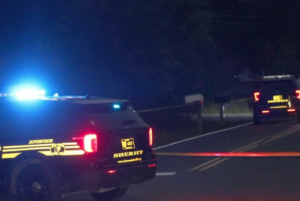 Lee más sobre el artículo EN OHIO: UN HOMBRE PUSO EN FILA A SUS 3 HIJOS Y LOS MATÓ