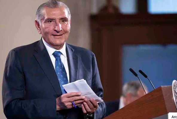 Lee más sobre el artículo SERENIDAD Y PACIENCIA, PIDE ADÁN AUGUSTO LÓPEZ TRAS RENUNCIA DE EBRARD