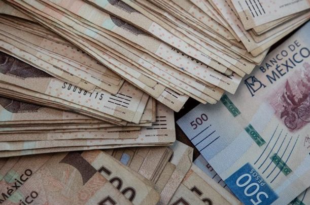 Lee más sobre el artículo ¿CUÁNTO NECESITAS GANAR PARA SER DE LA CLASE MEDIA?