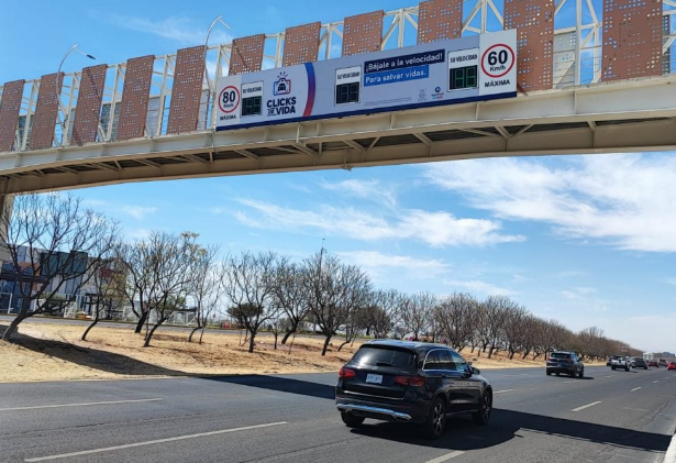 Lee más sobre el artículo DETIENEN A PRESUNTOS APEDREADORES DE AUTOS EN EL FRAY JUNÍPERO
