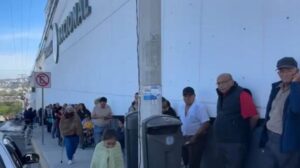 Lee más sobre el artículo DESINFORMACIÓN PROVOCA LARGAS FILAS PARA EL COBRO DE PENSIONES