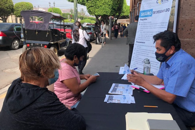 Lee más sobre el artículo DOS MIL CIUDADANOS SE BENEFICIAN DEL SEGURO DE DESEMPLEO EN QUERÉTARO