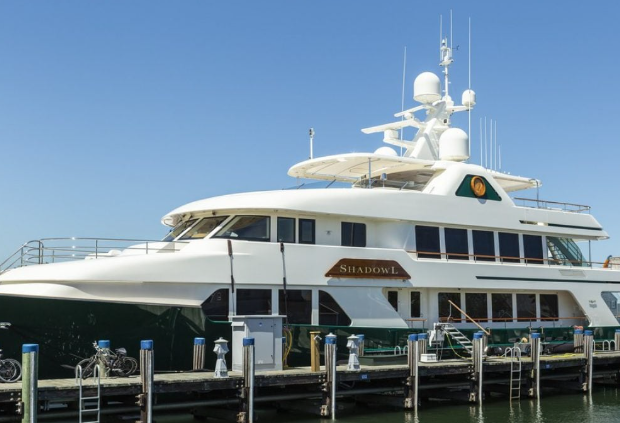 Lee más sobre el artículo DETIENEN A MÉDICO JUBILADO CON ARMAS Y DROGAS EN ESTADOS UNIDOS