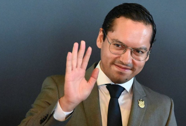 Lee más sobre el artículo SÍ VA JOSUE GUERRERO A BUSCAR LA ALCALDÍA DE CORREGIDORA