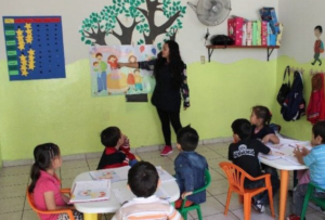 Lee más sobre el artículo PONDRÁN EN MARCHA ESTE MES LAS ESCUELAS DE TIEMPO COMPLETO EN QUERÉTARO
