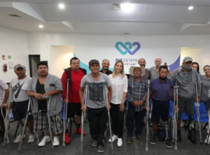 Lee más sobre el artículo ENTREGA CAR HERRERA PRÓTESIS EN EL CRIQ QUERÉTARO