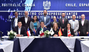 Lee más sobre el artículo ROBERTO SOSA BUSCA VÍNCULOS EDUCATIVOS Y COMERCIALES PARA CORREGIDORA