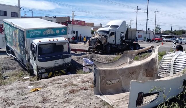 Lee más sobre el artículo APARATOSO CHOQUE EN LA 500 DEJÓ COMO SALDO 3 HERIDOS