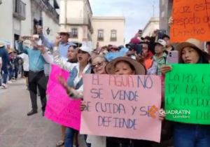 Lee más sobre el artículo MANIFESTANTES DE MACONÍ MANTIENEN PLANTÓN Y SE NIEGAN AL DIÁLOGO: MURGUÍA