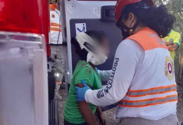 Lee más sobre el artículo Grupo Beta auxilia a 23 migrantes lesionados en volcadura en Chiapas