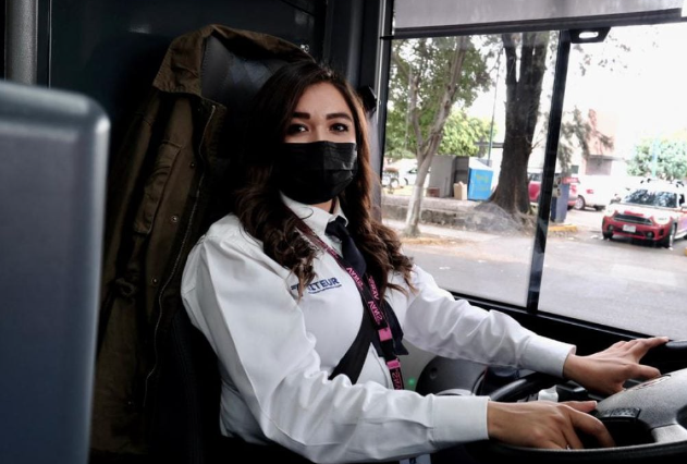 Lee más sobre el artículo Al menos 300 mujeres capacitadas para conducir Qrobús